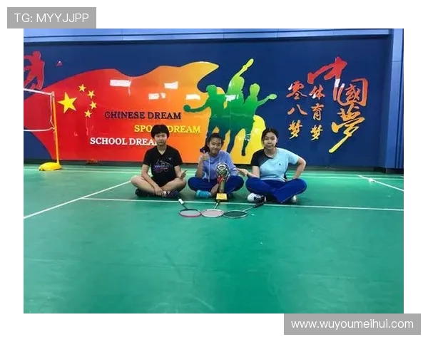 成都羽毛球队在邀请赛中的速度表现分析与精彩瞬间回顾 成都羽毛球队在邀请赛中的速度表现分析与精彩瞬间回顾